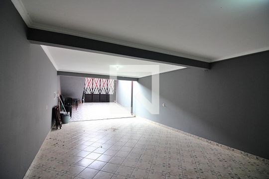 Garagem de casa à venda com 3 quartos, 266m² em Jardim Palermo, São Bernardo do Campo