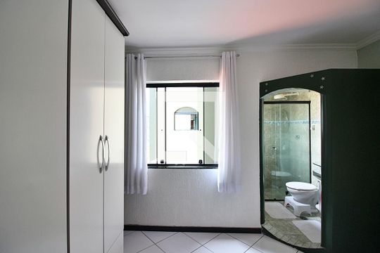 Suíte 2 de casa à venda com 3 quartos, 266m² em Jardim Palermo, São Bernardo do Campo