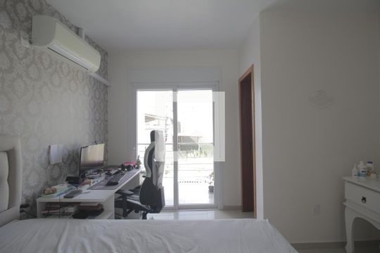 Suíte de casa à venda com 2 quartos, 89m² em Igara, Canoas