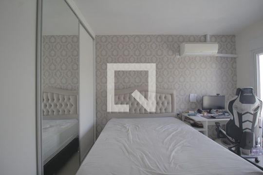 Suíte de casa à venda com 2 quartos, 89m² em Igara, Canoas