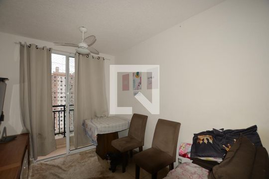 Sala de apartamento para alugar com 2 quartos, 60m² em Irajá, Rio de Janeiro