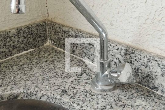 Área de Serviço de apartamento para alugar com 1 quarto, 32m² em Vila Yolanda, Osasco