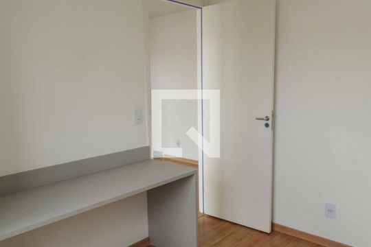 Quarto  de apartamento para alugar com 1 quarto, 32m² em Vila Yolanda, Osasco