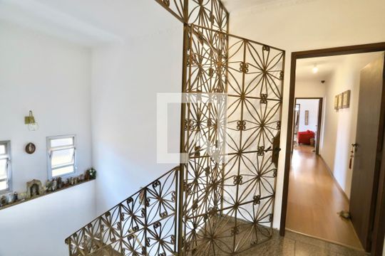 Hall superior de casa à venda com 4 quartos, 450m² em Água Rasa, São Paulo