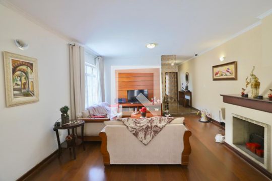 Sala 1 de casa à venda com 4 quartos, 450m² em Água Rasa, São Paulo