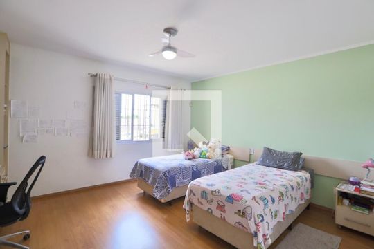 Quarto 1 de casa à venda com 4 quartos, 450m² em Água Rasa, São Paulo