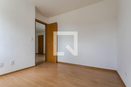 Quarto 1 de apartamento para alugar com 2 quartos, 43m² em Botujuru, Mogi das Cruzes