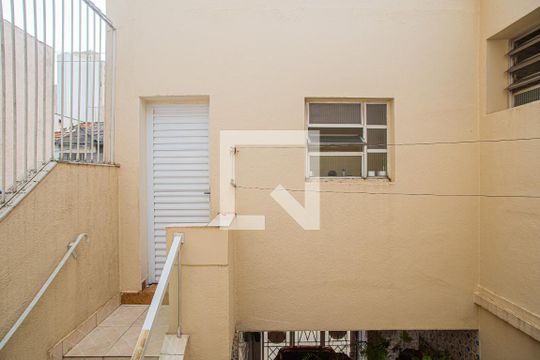 Vista do Quarto 2 (quarto conjugado) de casa à venda com 3 quartos, 180m² em Bela Vista, São Paulo