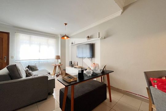Casa de Condomínio à venda com 4 quartos, 140m² em Parque Imperial, São Paulo