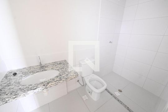 Banheiro de apartamento para alugar com 2 quartos, 54m² em Parque Oeste Industrial, Goiânia