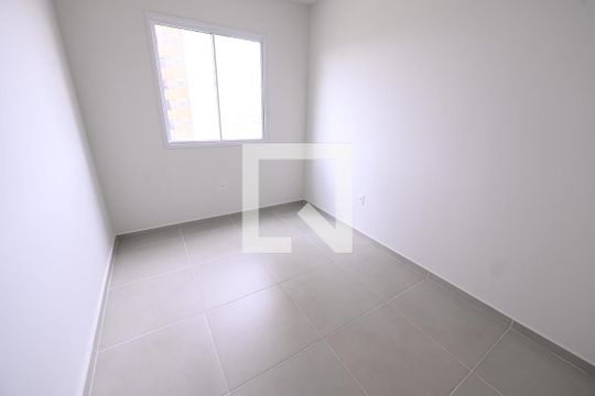 Quarto de apartamento para alugar com 2 quartos, 54m² em Parque Oeste Industrial, Goiânia