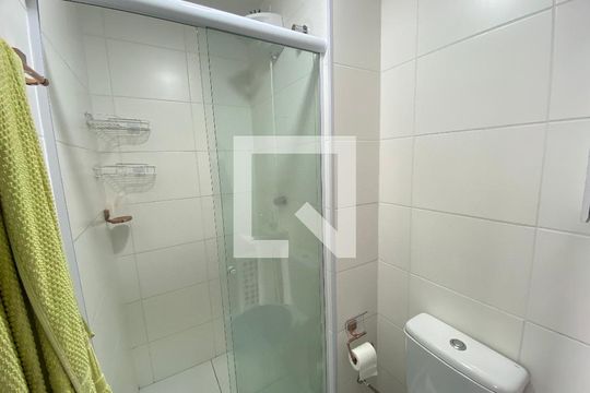 Banheiro da Suíte de apartamento à venda com 1 quarto, 28m² em Vila Guilherme, São Paulo