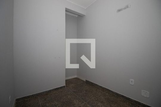 Quarto 1 de kitnet/studio para alugar com 2 quartos, 50m² em Samambaia Sul (samambaia), Brasília