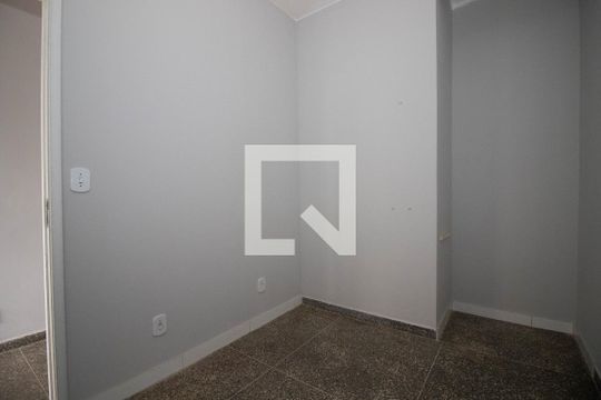 Quarto 1 de kitnet/studio para alugar com 2 quartos, 50m² em Samambaia Sul (samambaia), Brasília