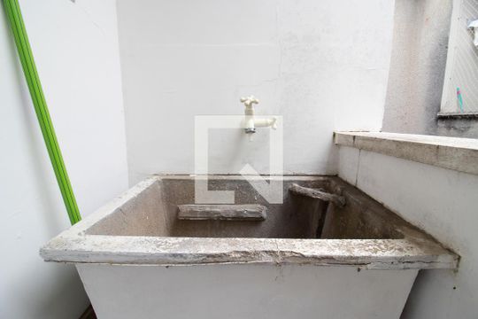 Área de Serviço de apartamento à venda com 1 quarto, 49m² em Passo da Areia, Porto Alegre