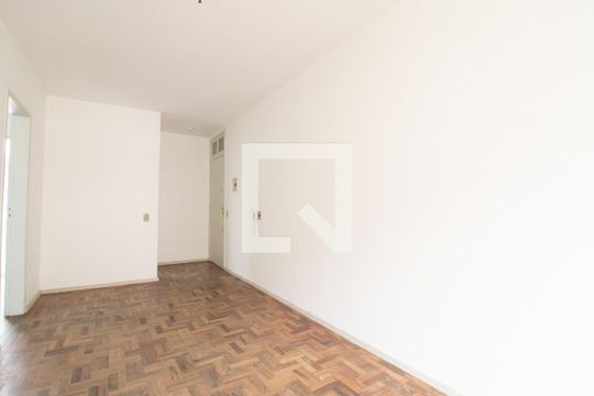 Apartamento à venda com 1 quarto, 49m² em Passo da Areia, Porto Alegre