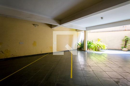 Vagas da garagem de apartamento à venda com 3 quartos, 90m² em Vila Bastos, Santo André
