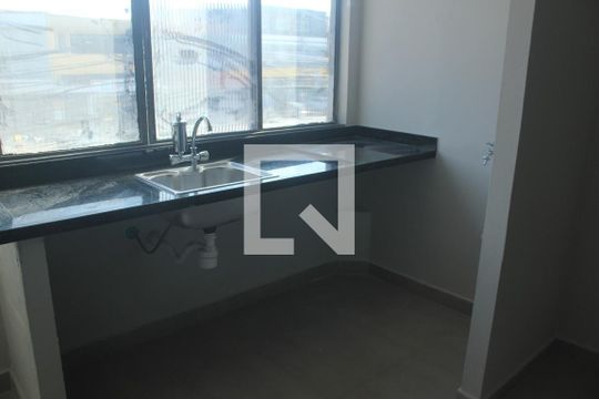 Sala/Cozinha de apartamento para alugar com 2 quartos, 40m² em Jardim Prudência, São Paulo