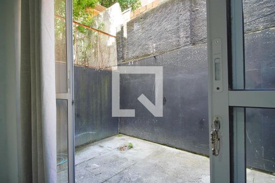 Quarto - Vista de apartamento à venda com 1 quarto, 48m² em Auxiliadora, Porto Alegre