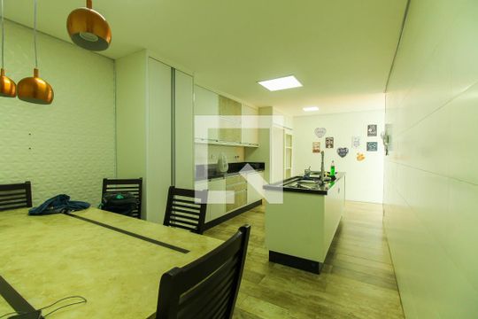 Cozinha de casa para alugar com 3 quartos, 120m² em Vila Matilde, São Paulo