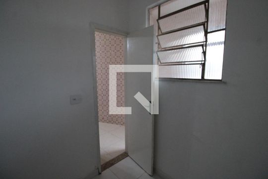 Quarto de Serviço de apartamento à venda com 2 quartos, 86m² em Braz de Pina, Rio de Janeiro