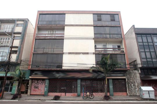 Fachada de apartamento para alugar com 1 quarto, 50m² em São João, Porto Alegre
