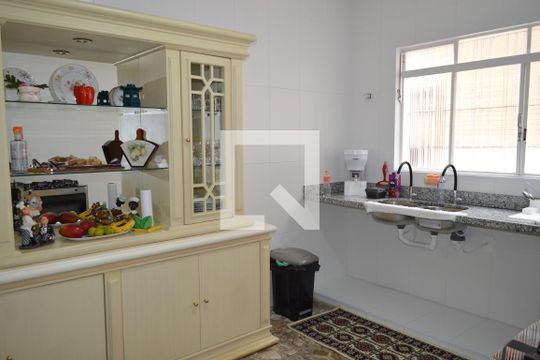 Cozinha de casa à venda com 7 quartos, 250m² em Cambuci, São Paulo