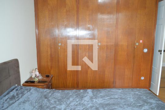 Quarto 1 de casa à venda com 7 quartos, 250m² em Cambuci, São Paulo