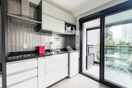 Cozinha, panorâmica de apartamento para alugar com 1 quarto, 29m² em Vila Olímpia, São Paulo