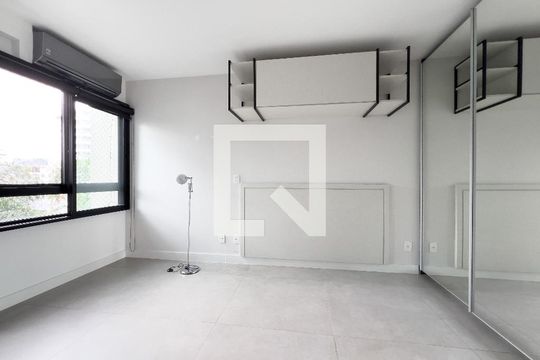 Quarto, espaço para a cama e janela de apartamento para alugar com 1 quarto, 29m² em Vila Olímpia, São Paulo