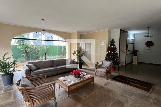 Hall de entrada de kitnet/studio à venda com 1 quarto, 28m² em Cerqueira César, São Paulo