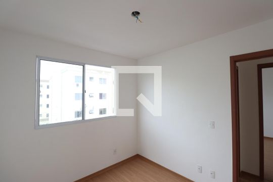 Quarto 2 de apartamento para alugar com 2 quartos, 60m² em Vila Lage, São Gonçalo