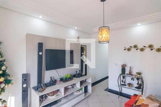 Sala de apartamento à venda com 3 quartos, 70m² em Santa Teresinha, Santo André