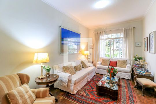 Sala de casa à venda com 3 quartos, 280m² em Campo Belo, São Paulo