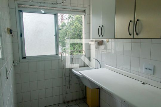 Área de Serviço de apartamento para alugar com 2 quartos, 74m² em Vila Andrade, São Paulo