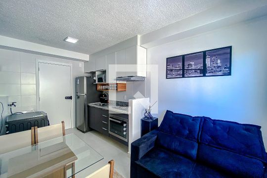 Apartamento à venda com 1 quarto, 27m² em Vila Cláudia, São Paulo