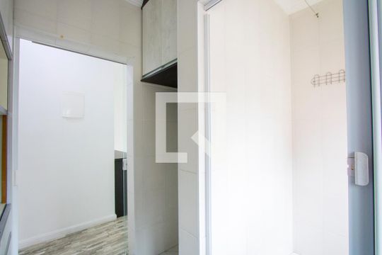 Cozinha de apartamento para alugar com 2 quartos, 70m² em Parque São Vicente, Santo André