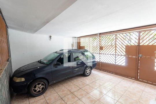 Garagem de casa à venda com 6 quartos, 370m² em Vila São Francisco (zona Leste), São Paulo