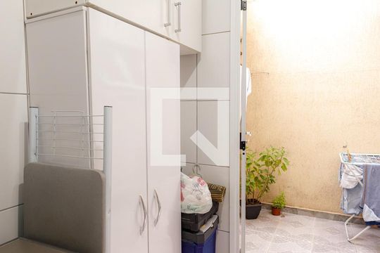 Área de Serviço de apartamento para alugar com 3 quartos, 80m² em Residencial Portal da Mantiqueira, Taubaté