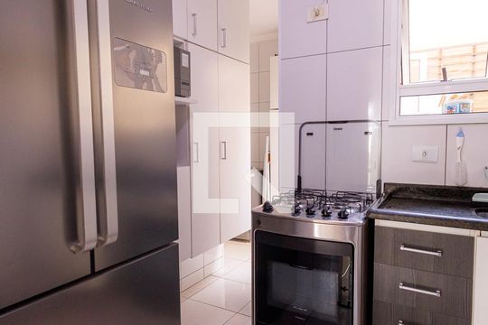 Cozinha de apartamento para alugar com 3 quartos, 80m² em Residencial Portal da Mantiqueira, Taubaté
