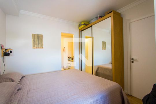 Quarto 1 - Suíte de apartamento à venda com 2 quartos, 61m² em Vila Apiaí, Santo André