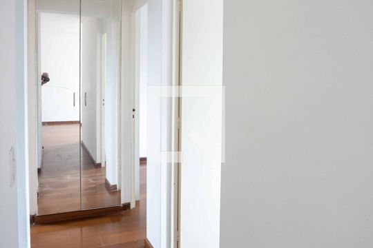 Banheiro de apartamento à venda com 3 quartos, 61m² em Parque das Jabuticabeiras, Diadema