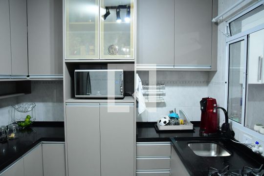 Cozinha de casa de condomínio à venda com 2 quartos, 112m² em Jardim Belizário, Cotia
