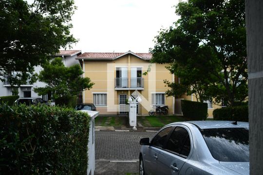 Sala de casa de condomínio à venda com 2 quartos, 112m² em Jardim Belizário, Cotia