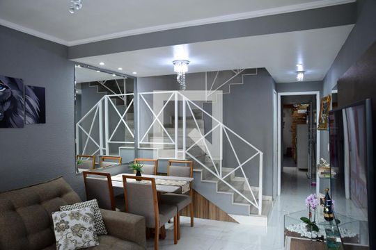 Sala de casa de condomínio à venda com 2 quartos, 112m² em Jardim Belizário, Cotia