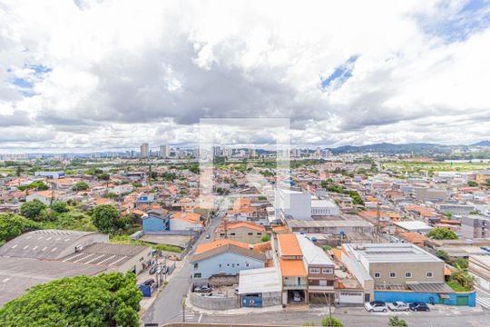Vista do quarto 1 de apartamento para alugar com 3 quartos, 66m² em Jardim das Belezas, Carapicuíba