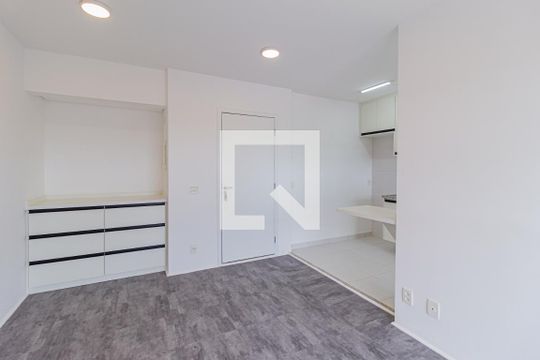 Sala de apartamento para alugar com 3 quartos, 66m² em Jardim das Belezas, Carapicuíba