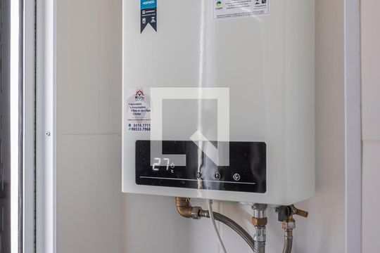 Área de Serviço de apartamento à venda com 2 quartos, 44m² em Rubem Berta, Porto Alegre