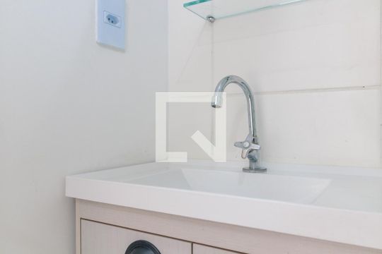 Banheiro do Studio de kitnet/studio à venda com 1 quarto, 20m² em Vila Sônia, São Paulo