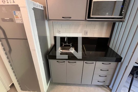 Cozinha - Armários de kitnet/studio para alugar com 1 quarto, 29m² em Pinheiros, São Paulo